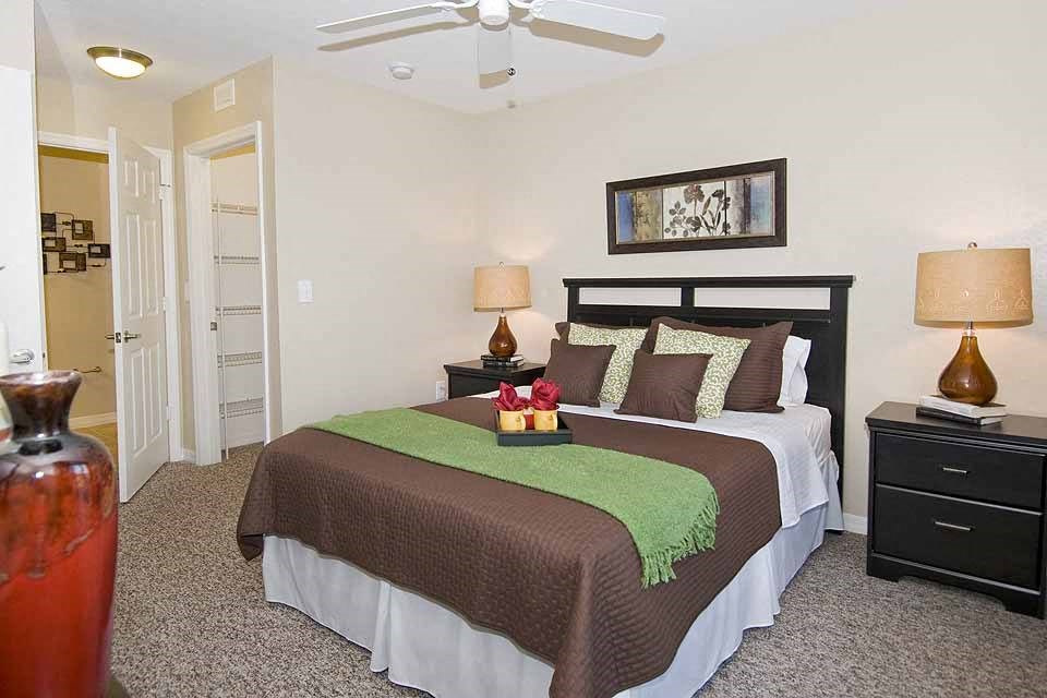 Kensington Gardens Apartments, 6008 Farmington Oaks Place, Riverview